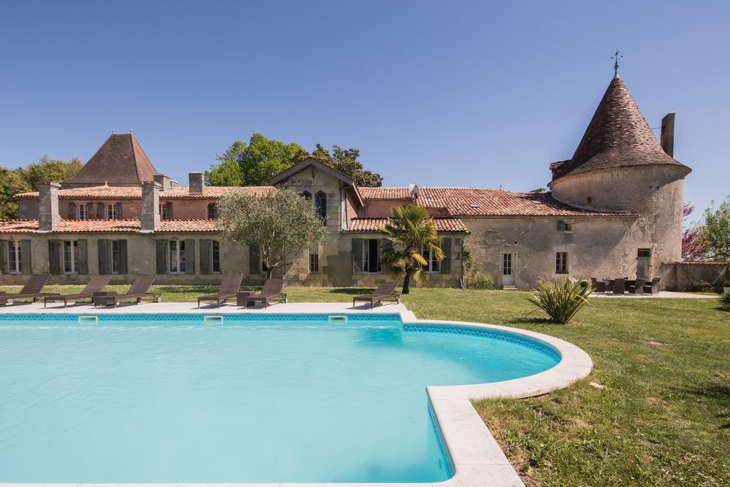 Chateau De Puyrigaud Léoville Exterior photo